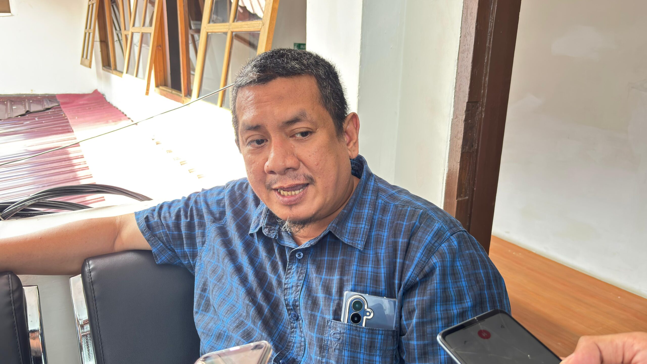 Azwar Rasmin Rehabilitasi Sayap Gedung DPRD Makassar Segera Rampung - Respublica